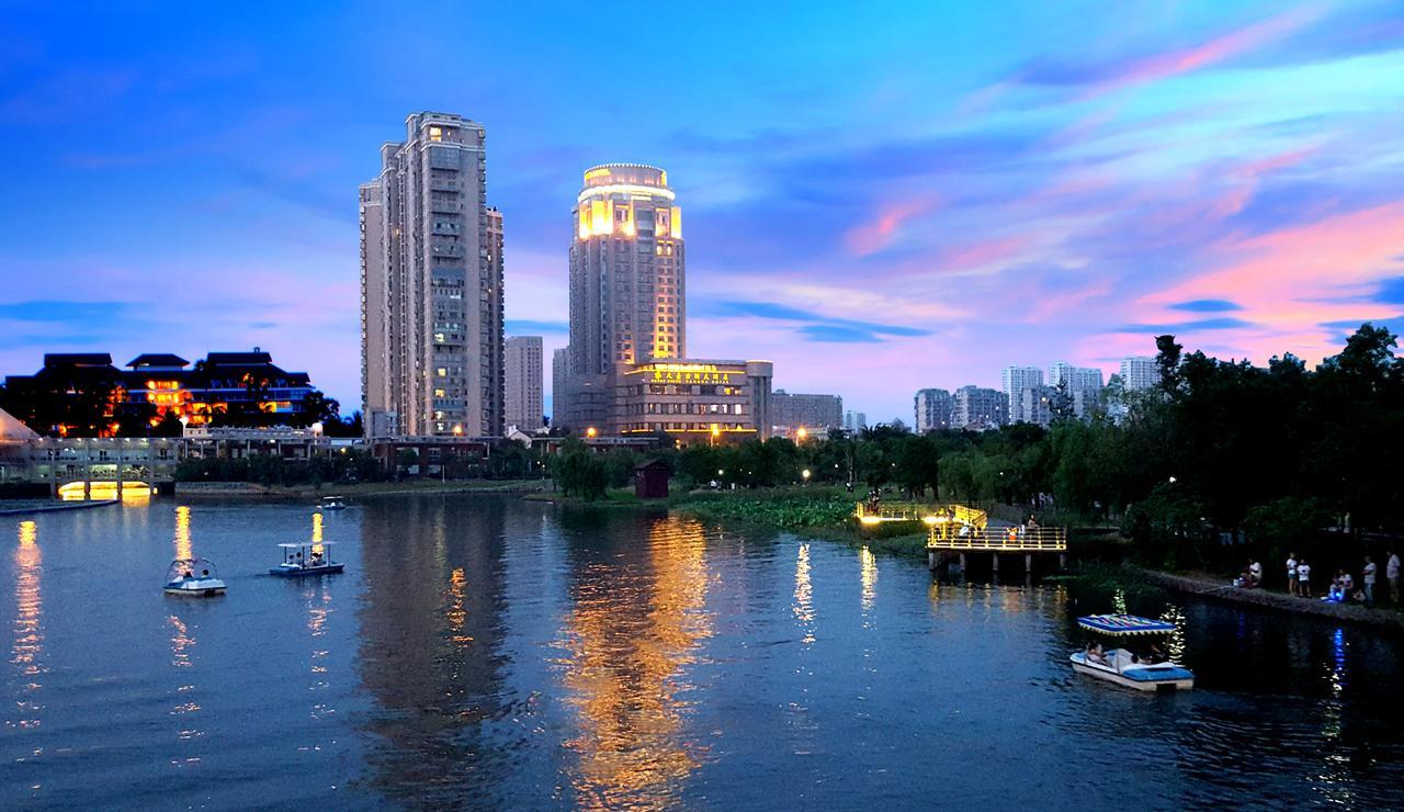 Kinho Narada Hotel Wenzhou Buitenkant foto